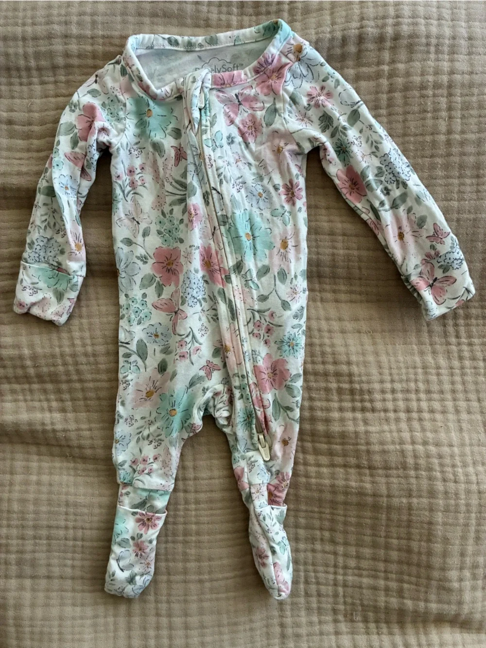Carter’s Premie Girls bundle of 10